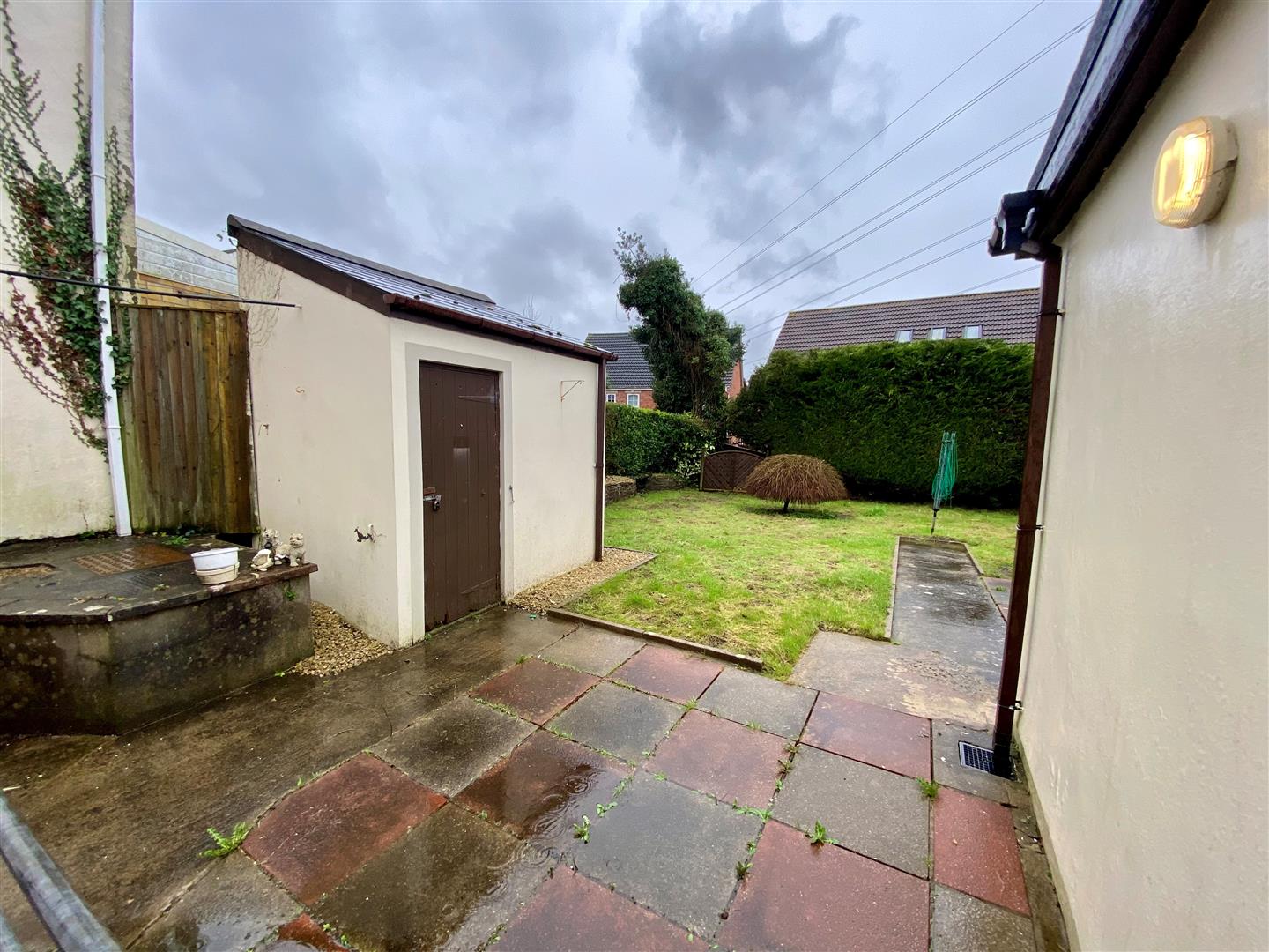 Crown Road, Kenfig Hill, Bridgend County Borough, CF33 6EN